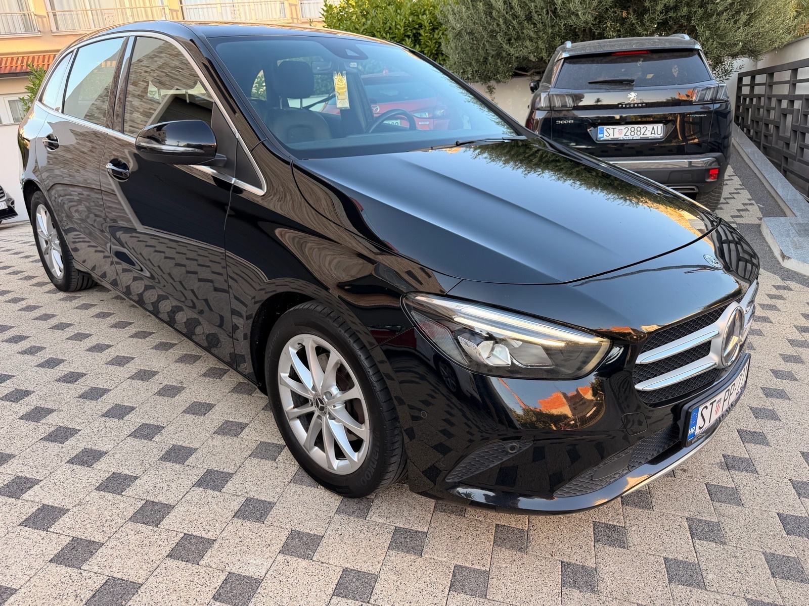 Mercedes-Benz B-klasa 200 d automatik, fotografija 2