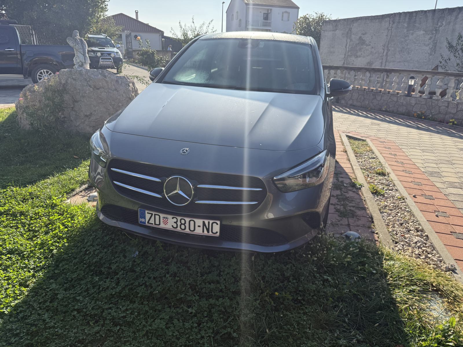 Mercedes-Benz B-klasa 200 d, fotografija 5