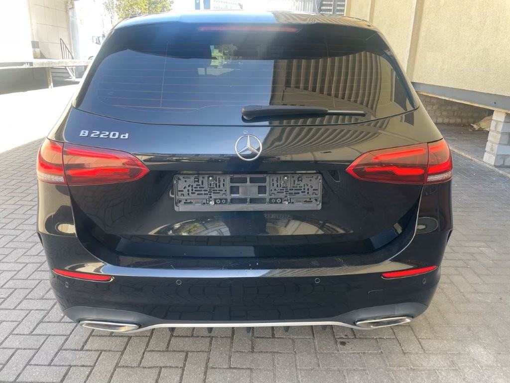 Mercedes-Benz B-klasa 200 AMG, fotografija 4