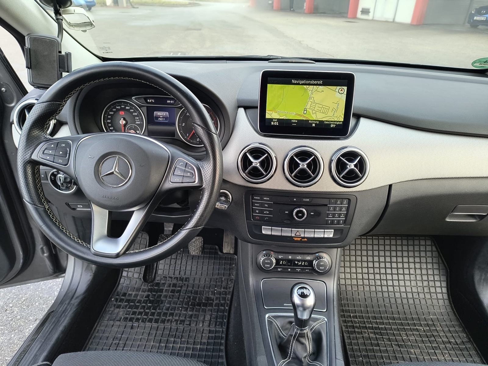Mercedes-Benz B klasa 200d, fotografija 7