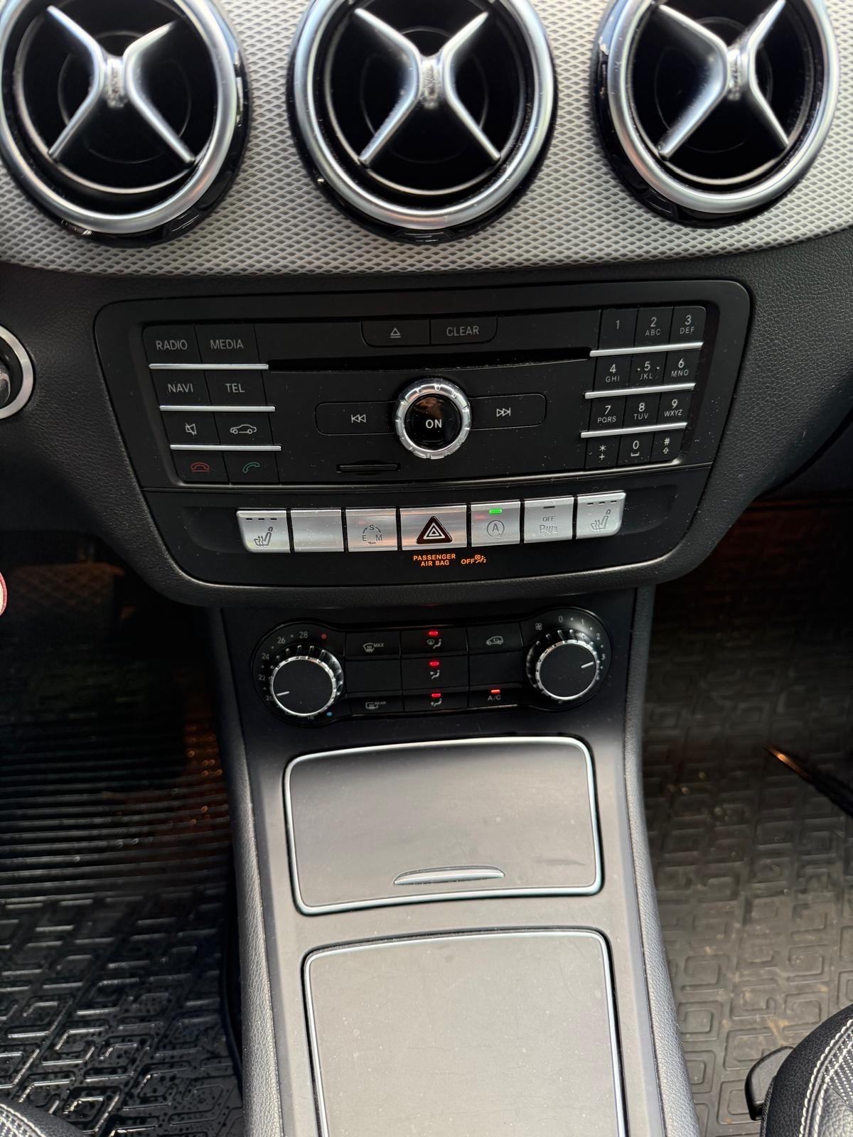 Mercedes-Benz B-klasa 220 CDI automatik, fotografija 9