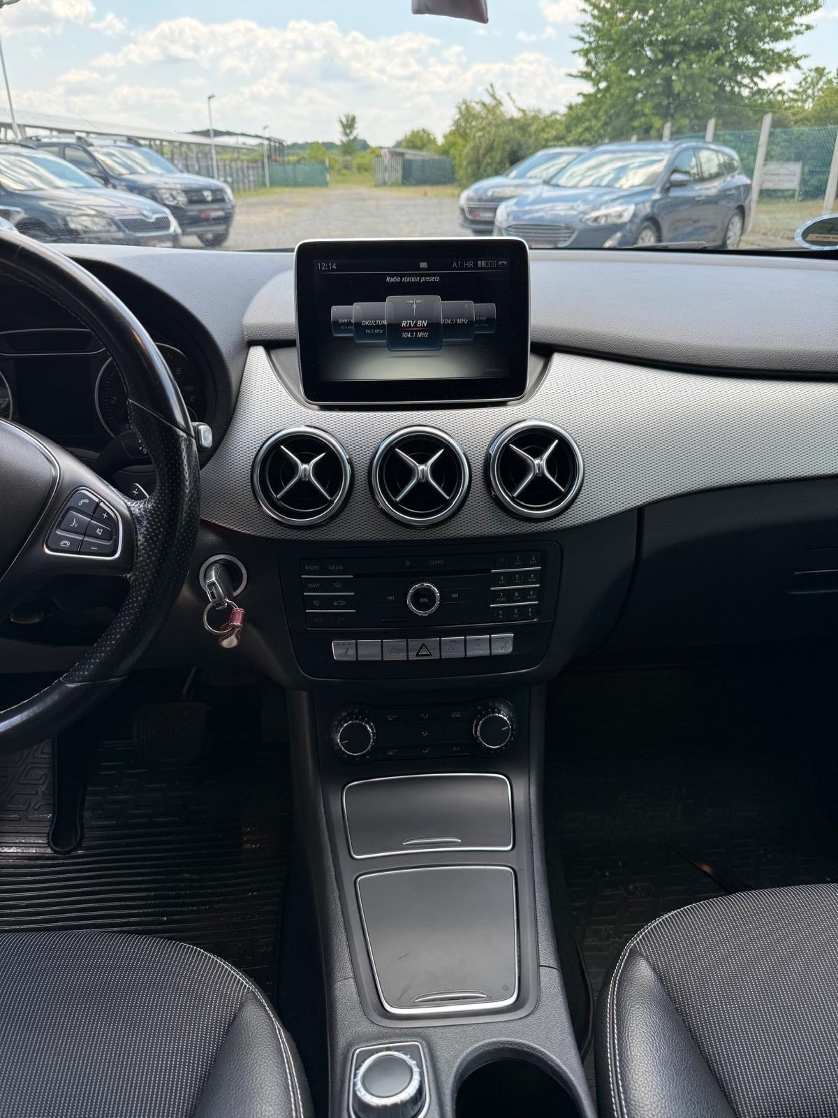 Mercedes-Benz B-klasa 220 CDI automatik, fotografija 13
