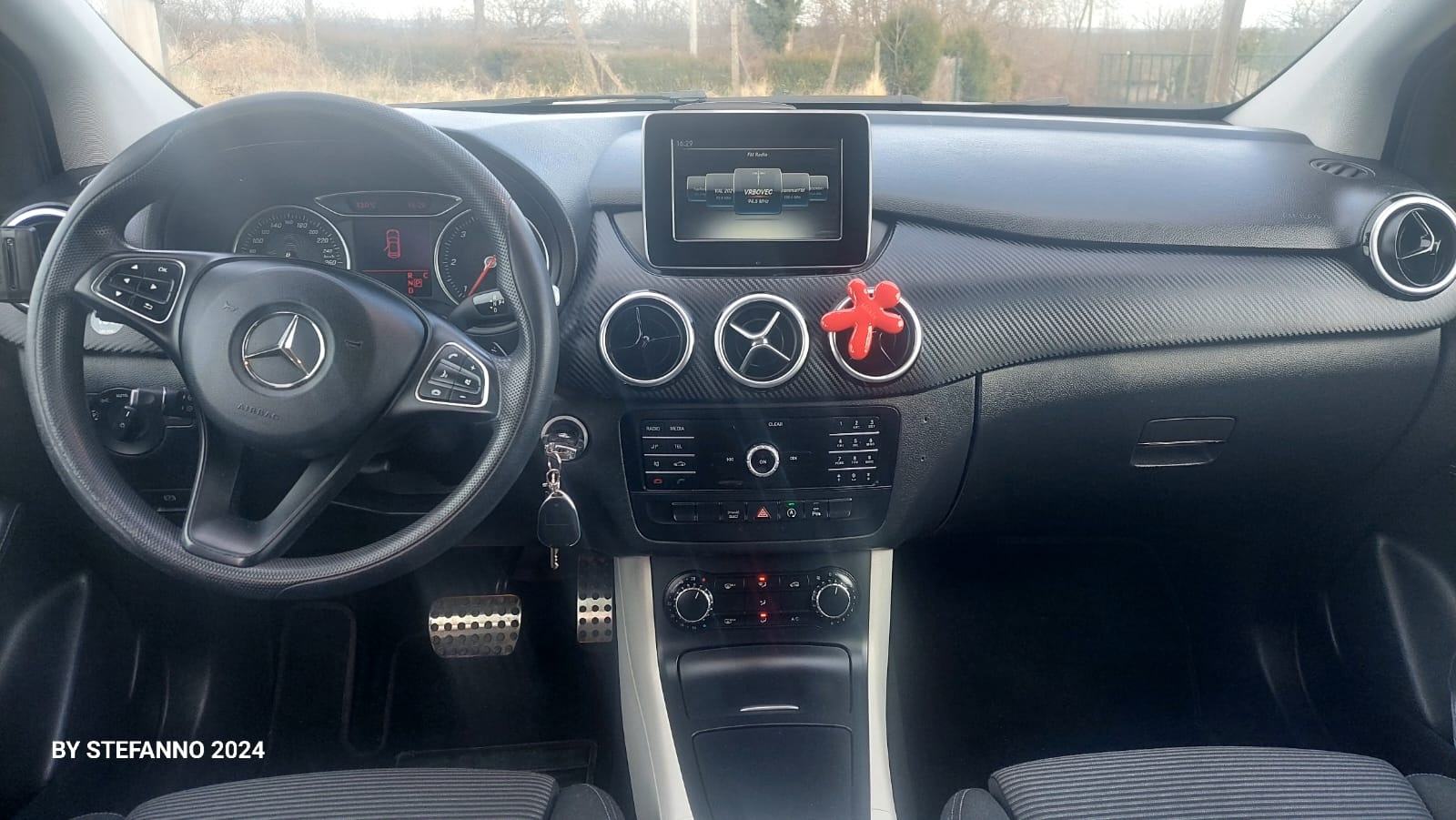 Mercedes-Benz B-klasa 220 d, fotografija 16