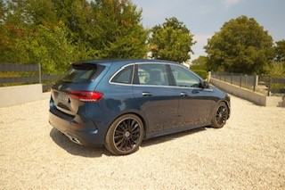 Mercedes-Benz B-klasa 220 d, fotografija 9