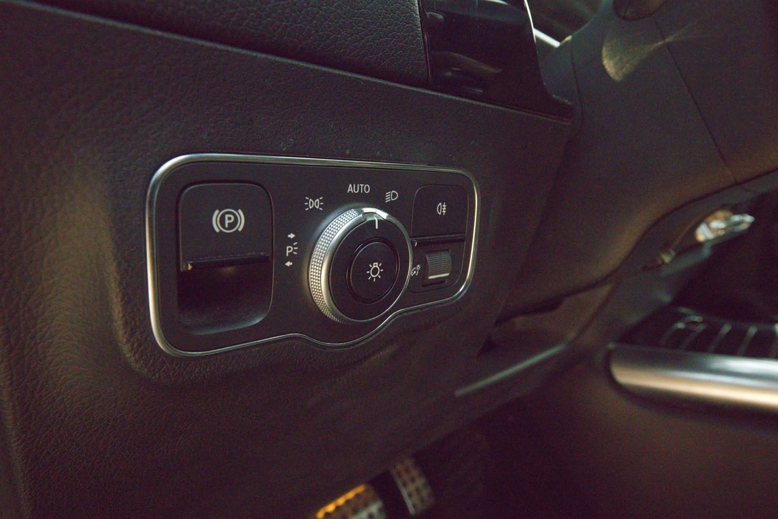 Mercedes-Benz B-klasa 220 d, fotografija 13