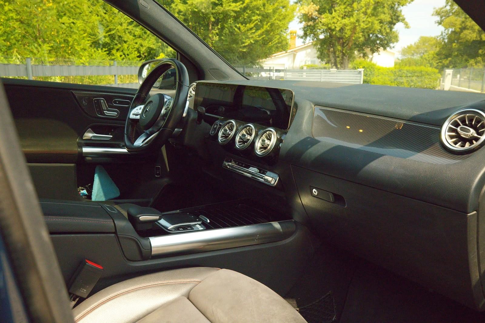 Mercedes-Benz B-klasa 220 d, fotografija 16
