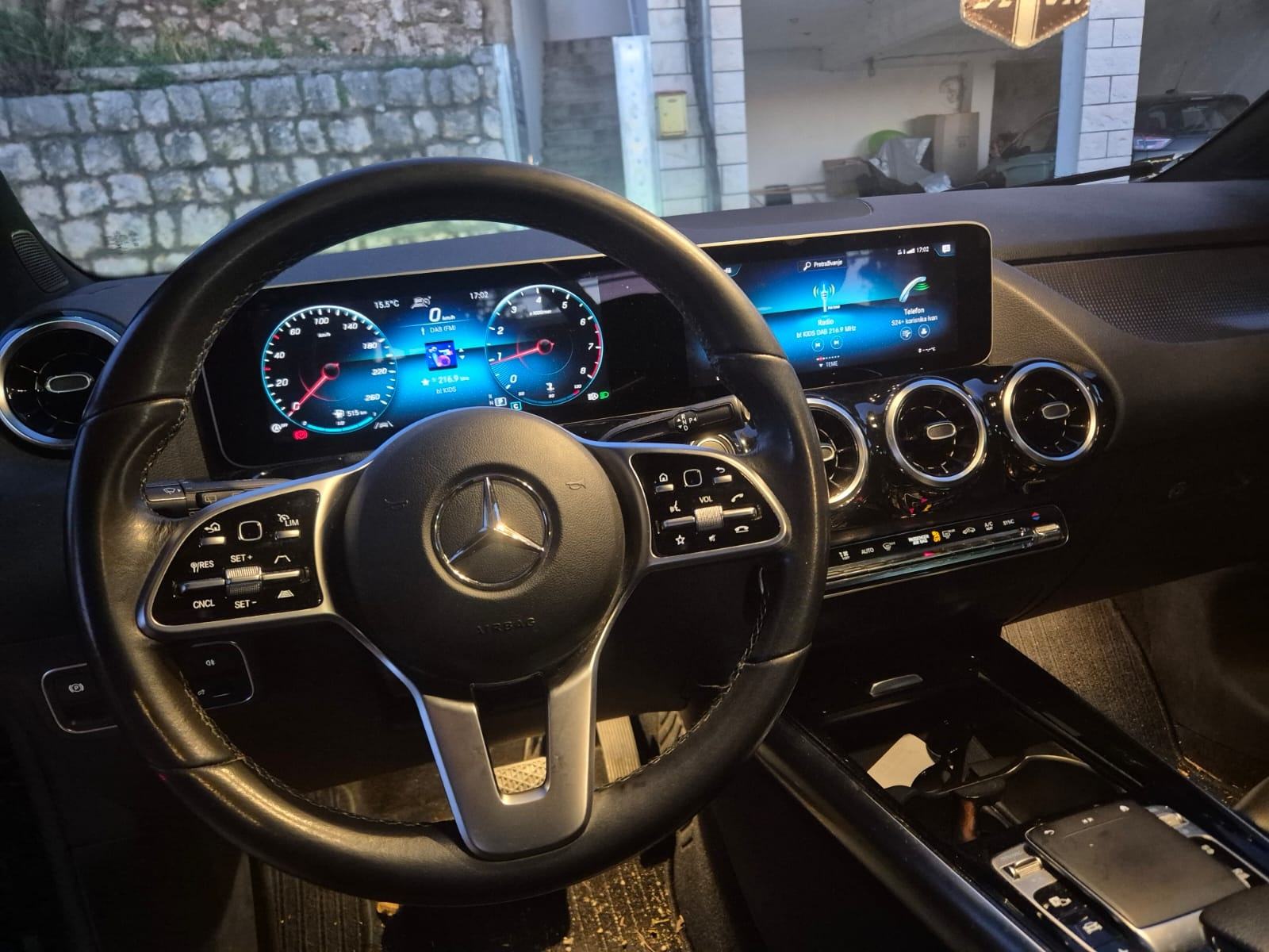 Mercedes-Benz B220 4matic, fotografija 10