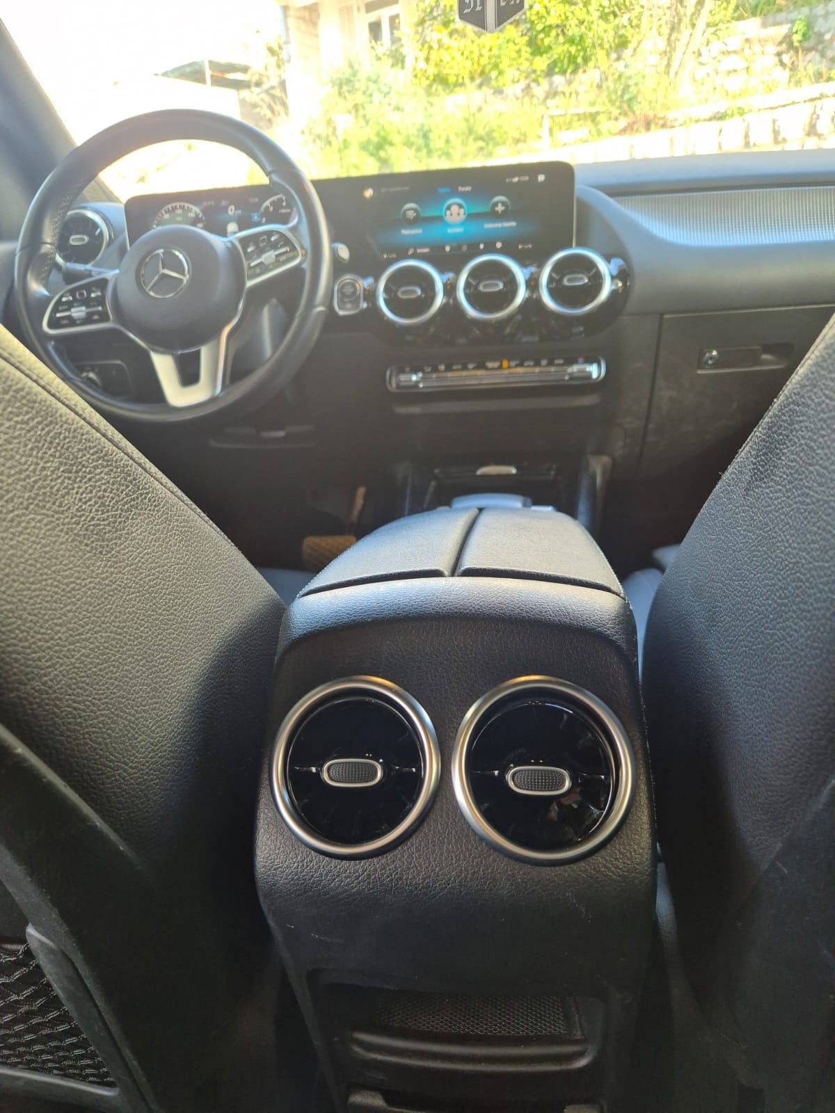 Mercedes-Benz B220 4matic, fotografija 16
