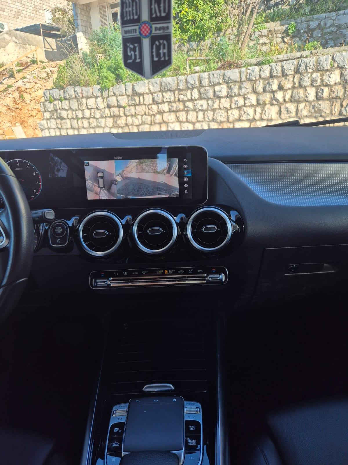 Mercedes-Benz B220 4matic, fotografija 15