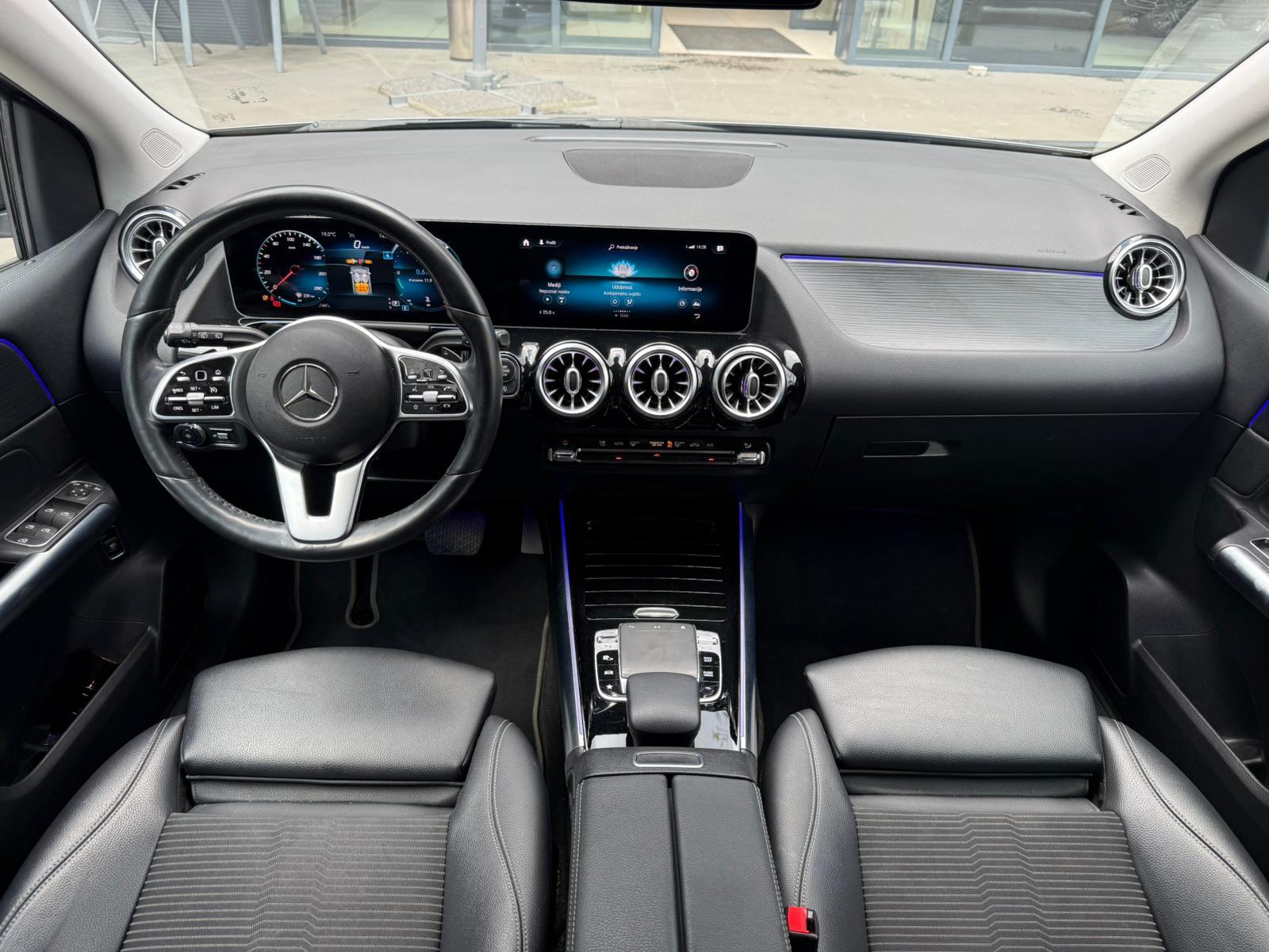 Mercedes-Benz B-klasa 220d AUTOMATIK, fotografija 10