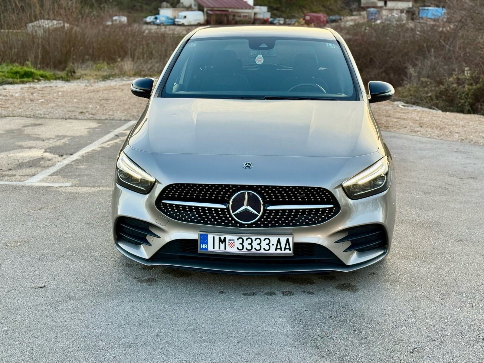 Mercedes-Benz B180d AMG automatik, fotografija 2