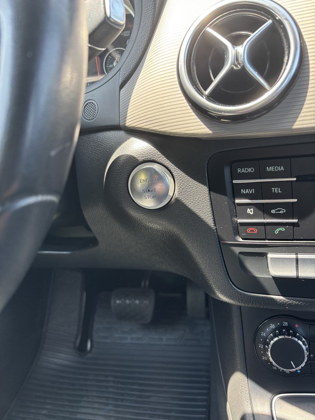 Mercedes-Benz B-klasa 180 diesel automatik, fotografija 8