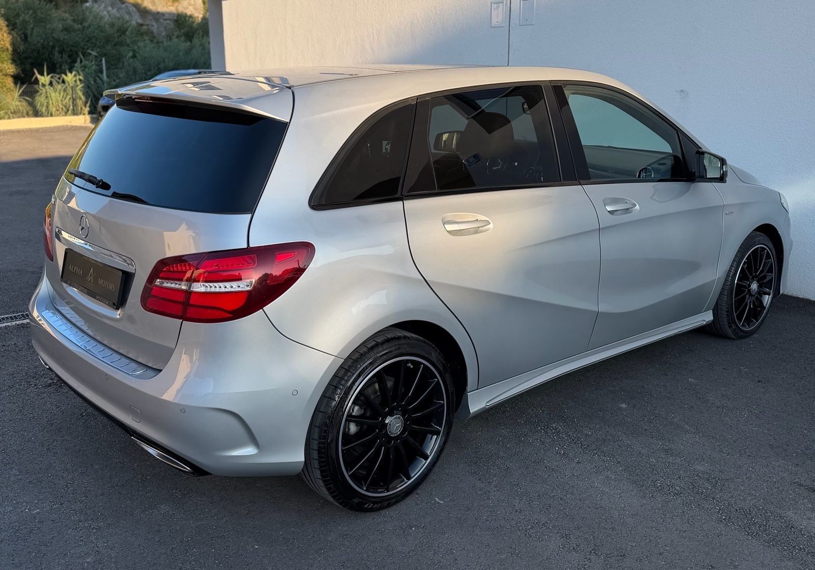 MERCEDES- BENZ B KLASA 200 CDI AUTOMATIK/AMG/PANORAMA/SERVISNA, fotografija 4