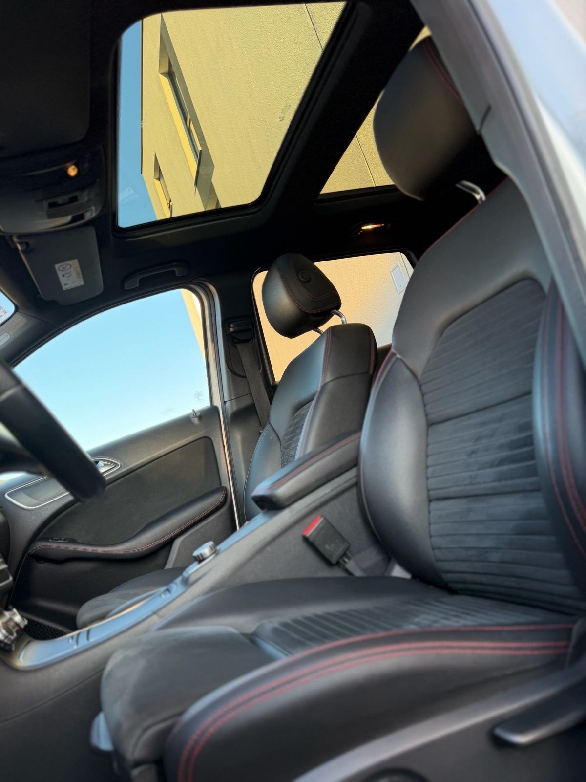 MERCEDES- BENZ B KLASA 200 CDI AUTOMATIK/AMG/PANORAMA/SERVISNA, fotografija 12