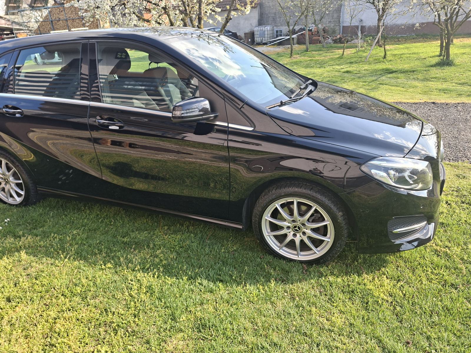 Mercedes-Benz B-klasa * 200d, fotografija 2