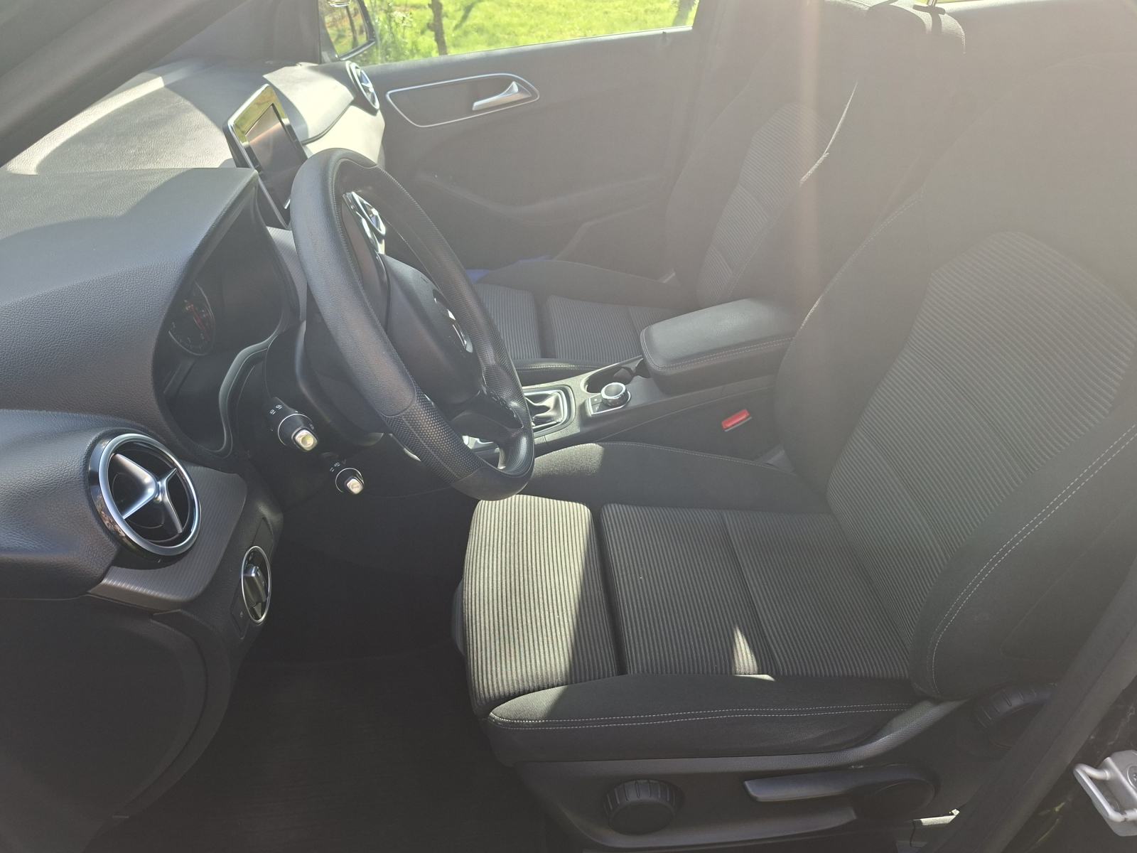 Mercedes-Benz B-klasa * 200d, fotografija 8