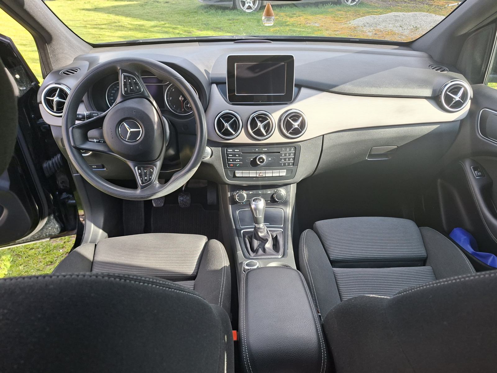 Mercedes-Benz B-klasa * 200d, fotografija 9