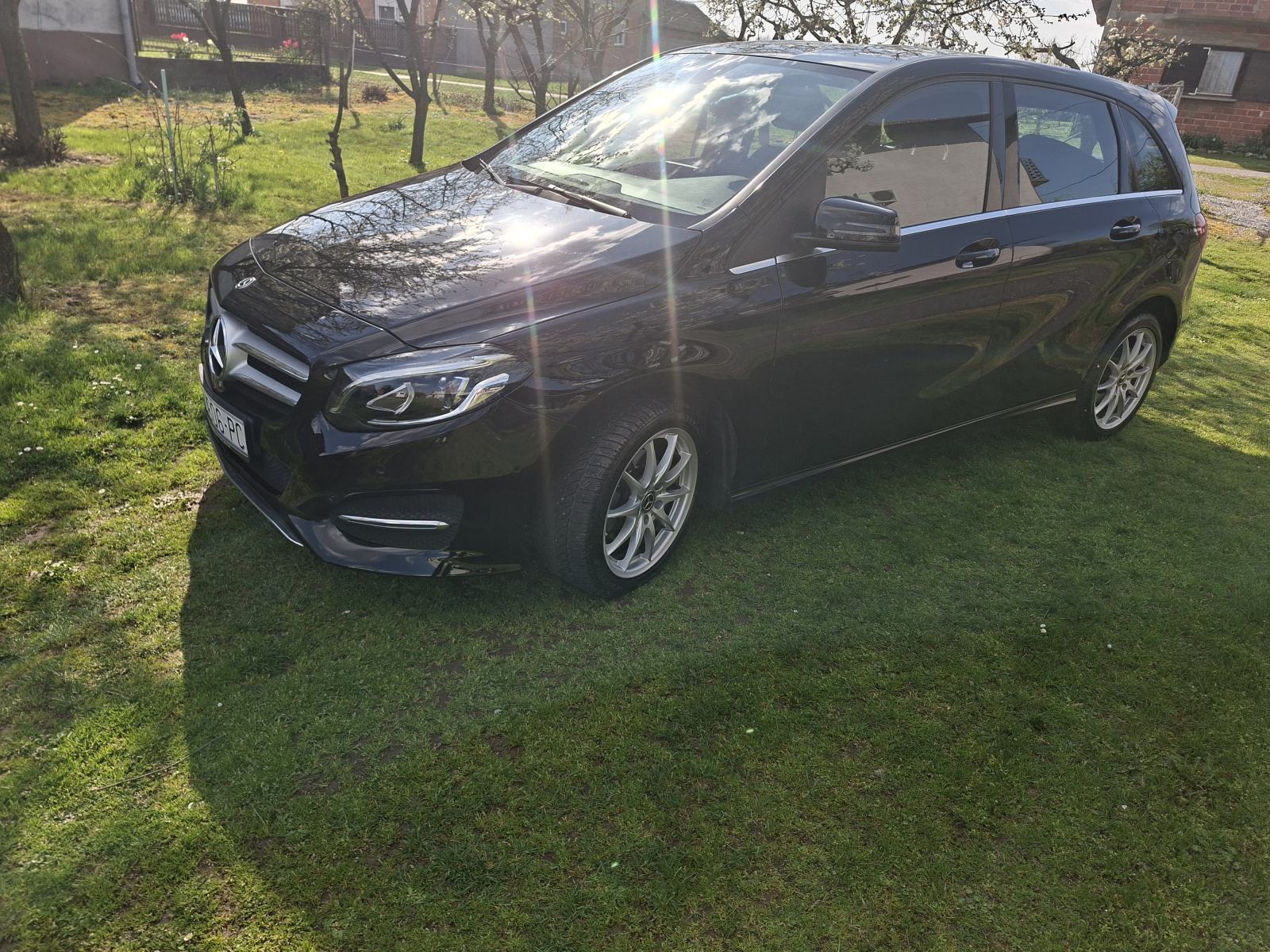 Mercedes-Benz B-klasa * 200d, fotografija 3