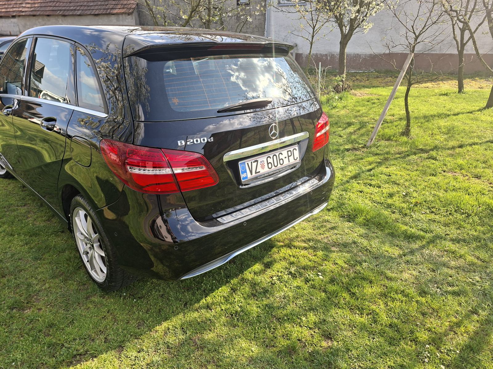 Mercedes-Benz B-klasa * 200d, fotografija 16