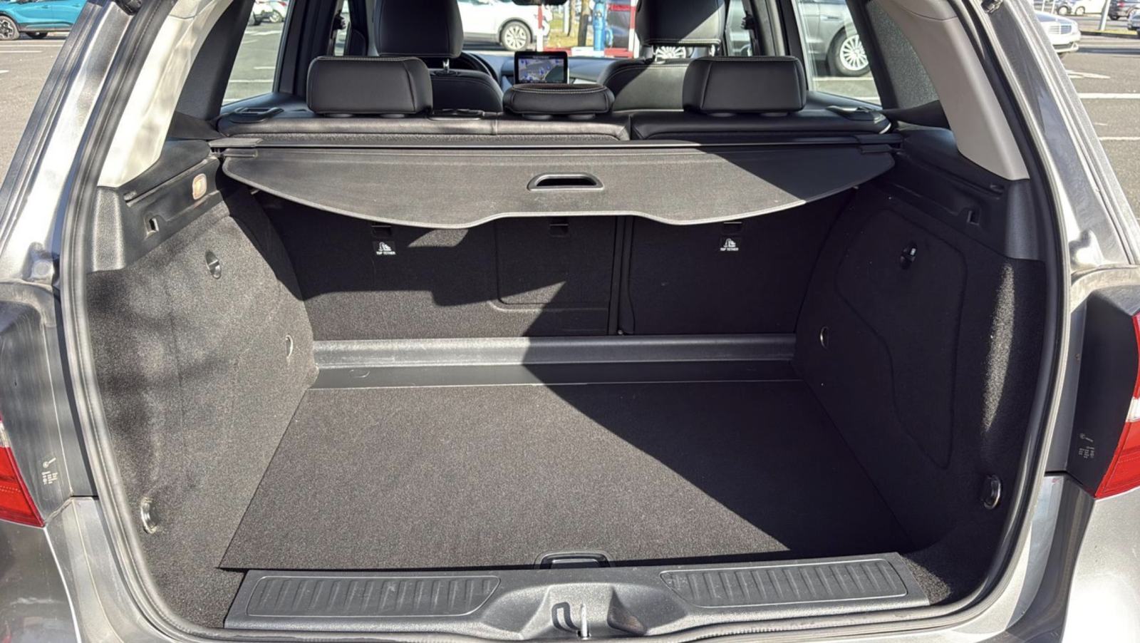 Mercedes-Benz B-klasa B180d automatik, stražnja kamera, LED svijetla, fotografija 17
