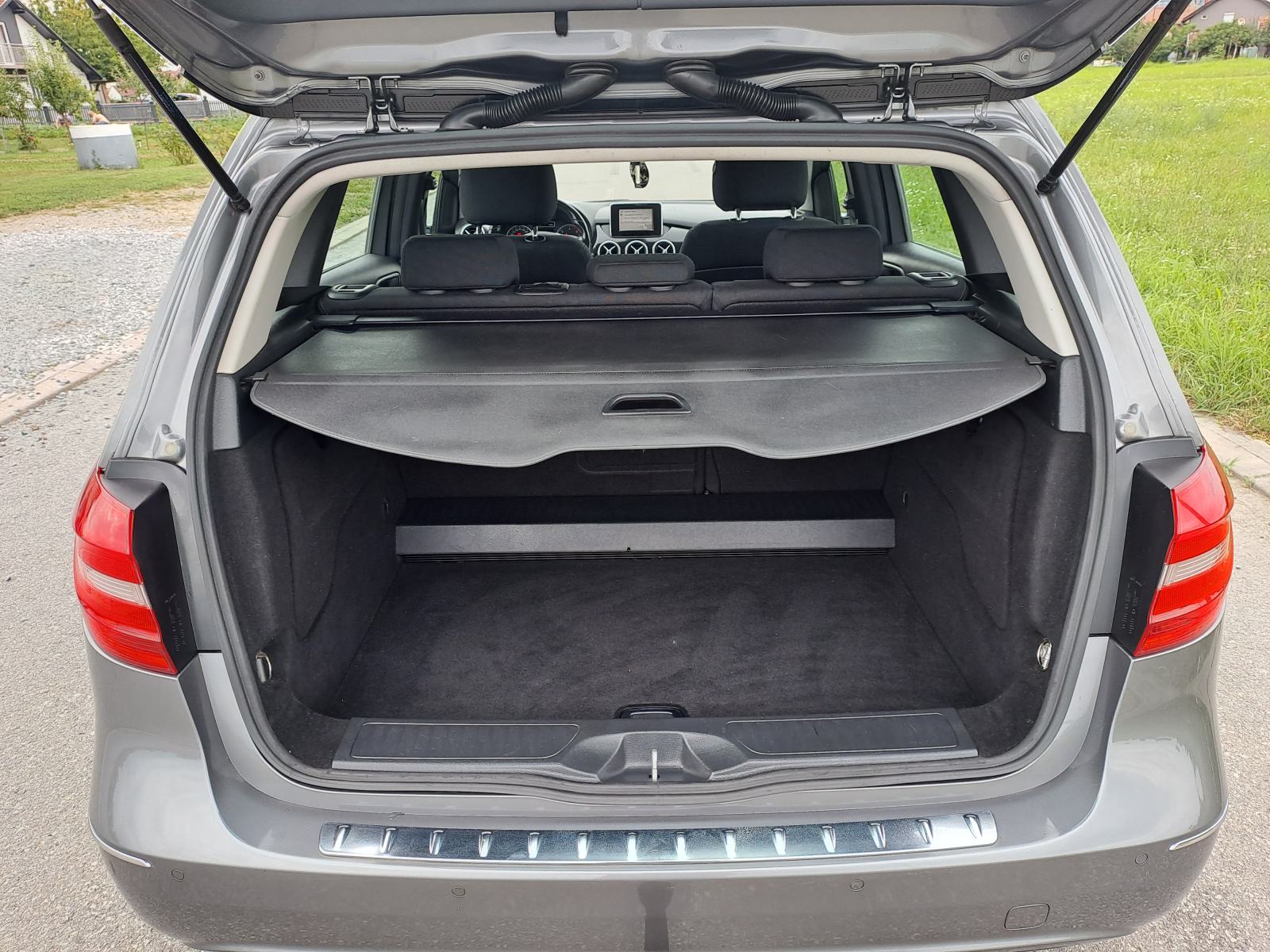 Mercedes-Benz B180 CDI-2014gd.md-NAVIGACIJA-alu.6brzin,senzori,KARTICE, fotografija 9