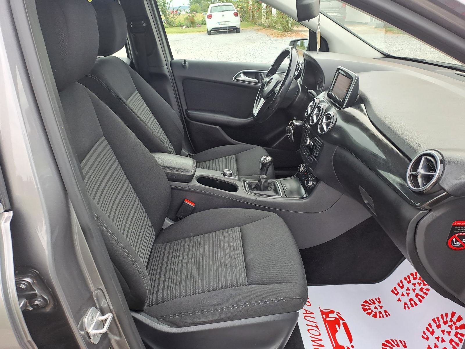 Mercedes-Benz B180 CDI-2014gd.md-NAVIGACIJA-alu.6brzin,senzori,KARTICE, fotografija 11