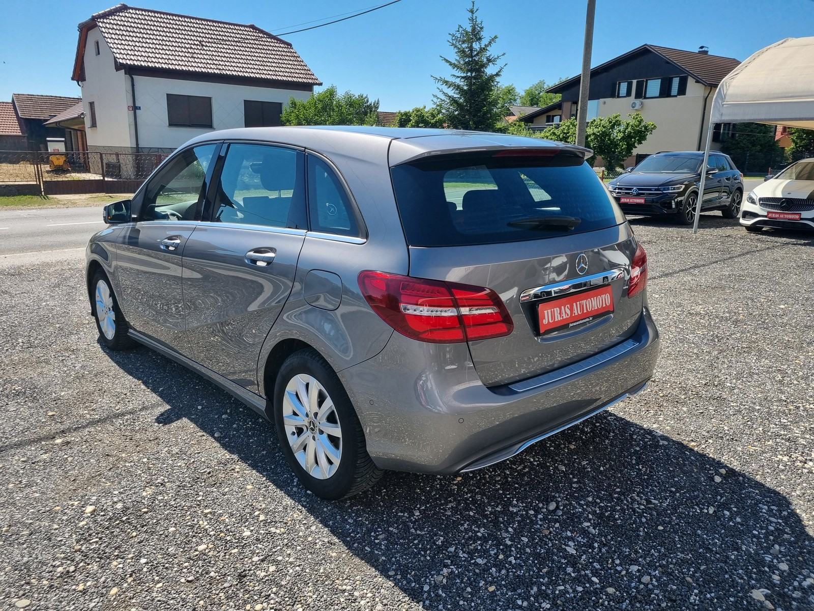Mercedes-Benz B180, Style, BENZINAC, klima, tempomat, navy..., pogled izvana - slika 5