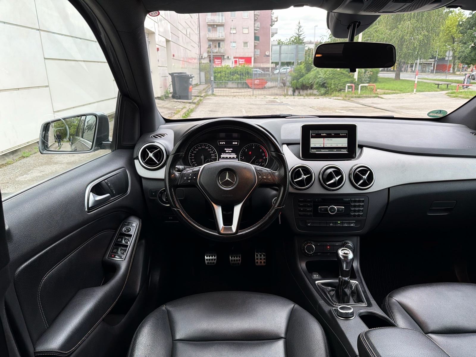 Mercedes-Benz- B180cdi/Urban/Reg06-27/LED/1.Ruka/Servisna uredna, fotografija 8