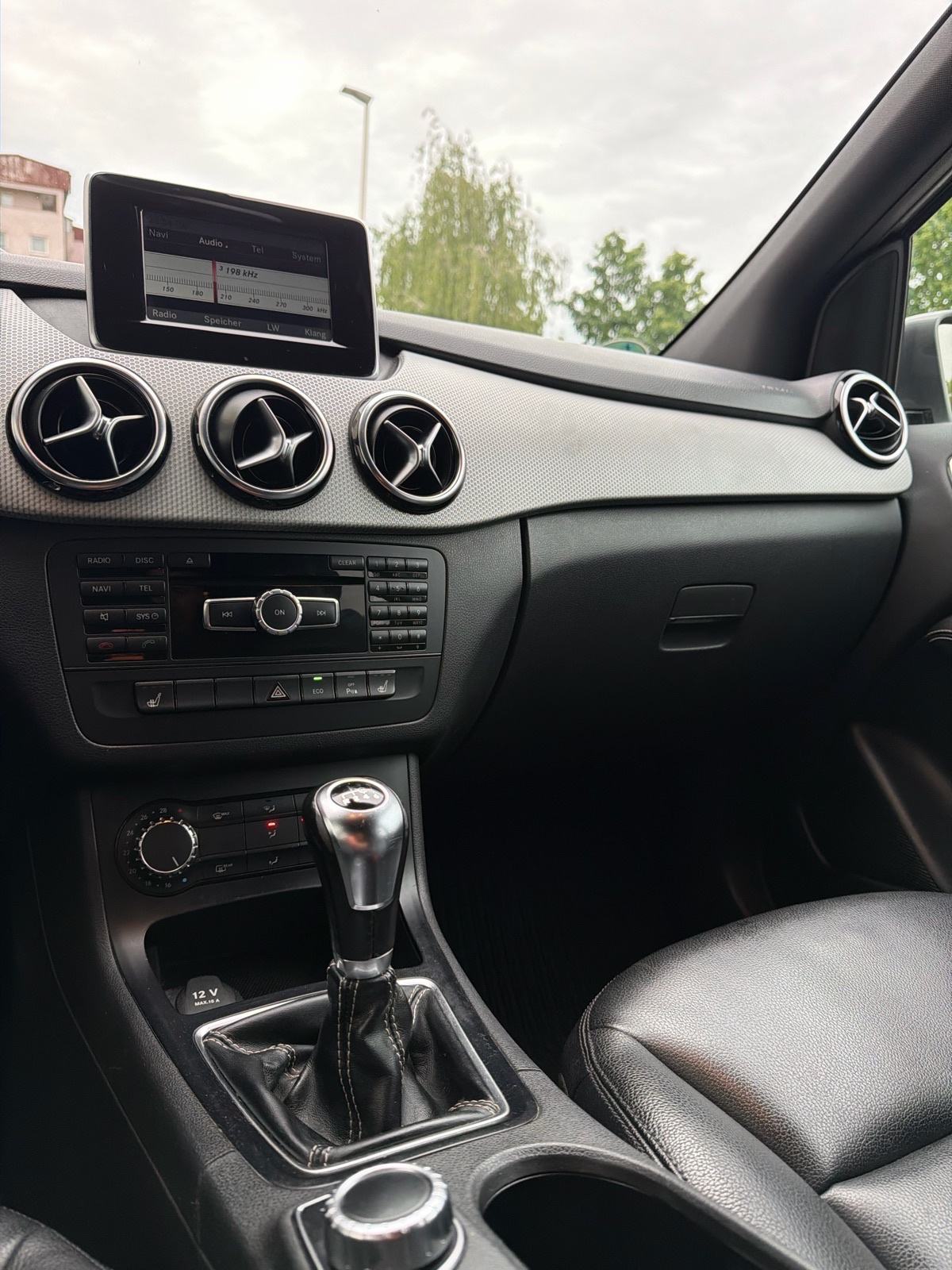 Mercedes-Benz- B180cdi/Urban/Reg06-27/LED/1.Ruka/Servisna uredna, fotografija 10