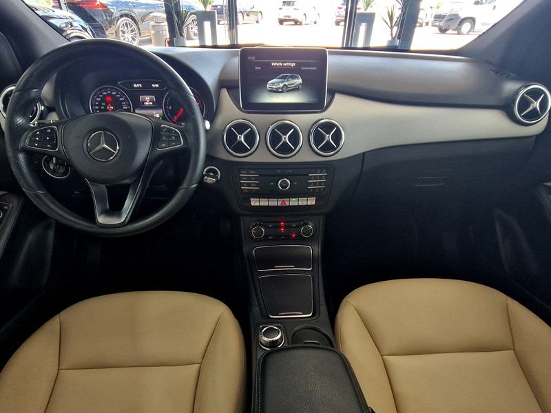 Mercedes-Benz B180d Urban automatik REG.DO 27/02/2027, fotografija 14