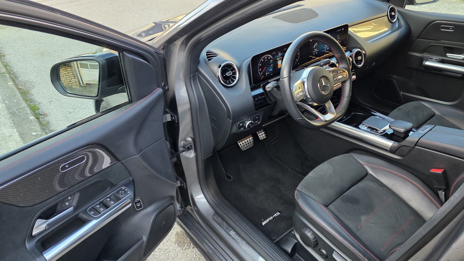 Mercedes B200d Aut. AMG / 360 Kamera / Widescreen / Multibeam LED /, fotografija 13