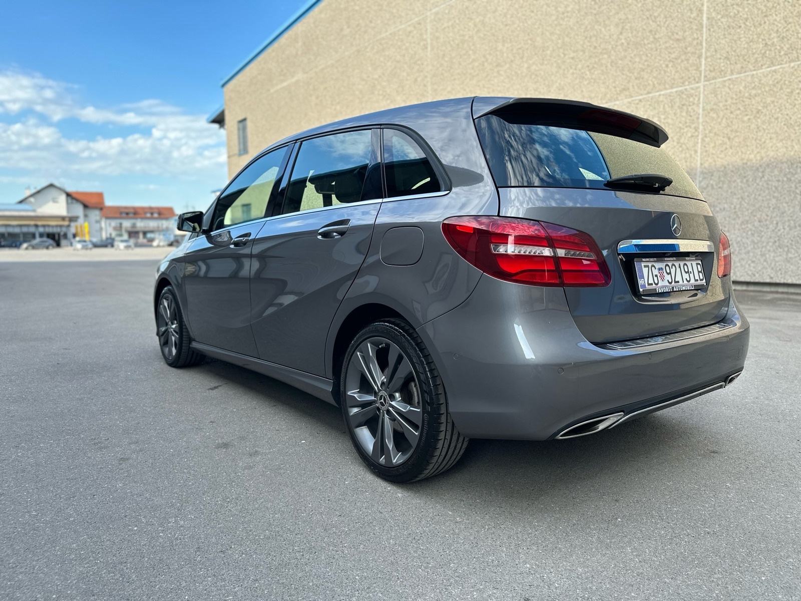 Mercedes Benz B200d Automatik, fotografija 4