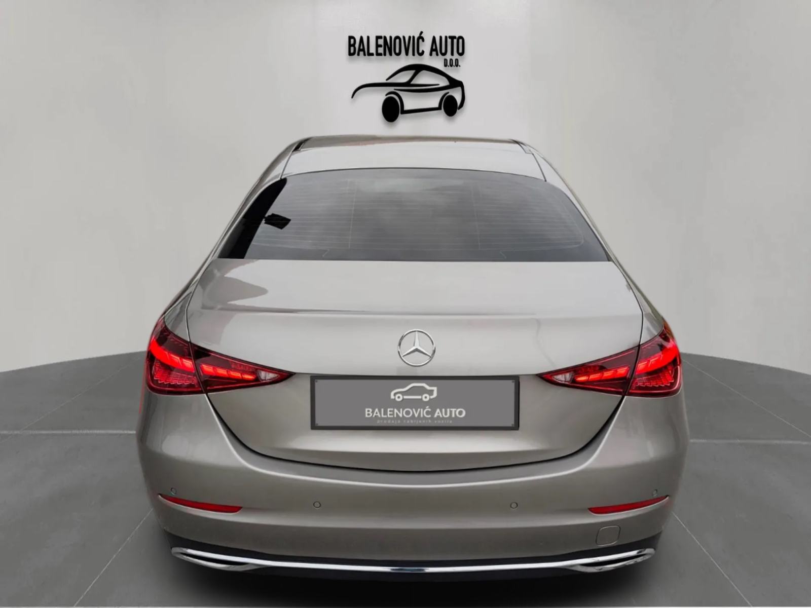 Mercedes-Benz C 180 AVNATGARDE BENZIN 190 KS JAMSTVO - KAMERA - NOVOO, fotografija 16