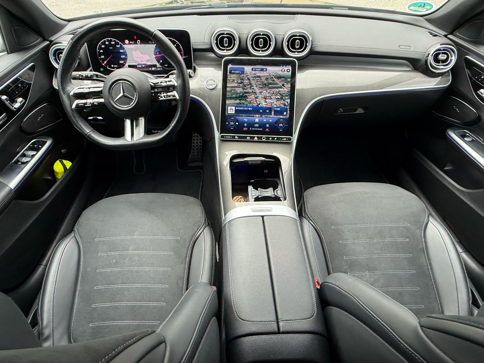 Mercedes-Benz C 200 d - AMG – TOP oprema - god 2024 – 51 000 km - PDV, fotografija 5