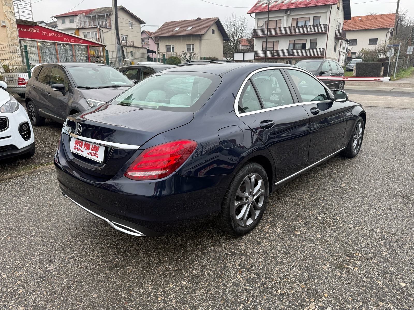MERCEDES C200 CDI 2017.g. AUTOMATIC, ODLIČAN,NIJE ZA ZAMJENU.., fotografija 5