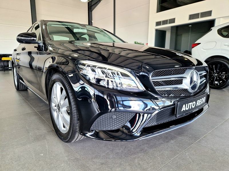 Mercedes-Benz C 200d Avantgarde automatik, fotografija 9