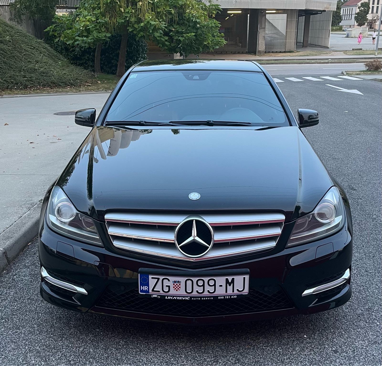 Mercedes-Benz C 220 CDI AMG / Designo, fotografija 17