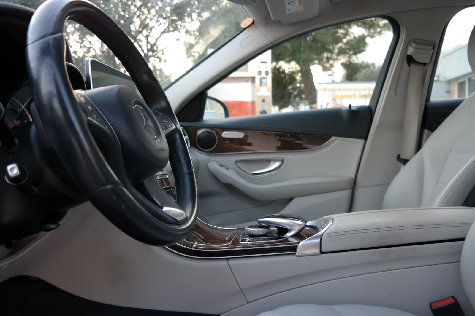 Mercedes-Benz C 220 CDI automat navigacija,koža,ksenon,servisna knjiga, fotografija 9