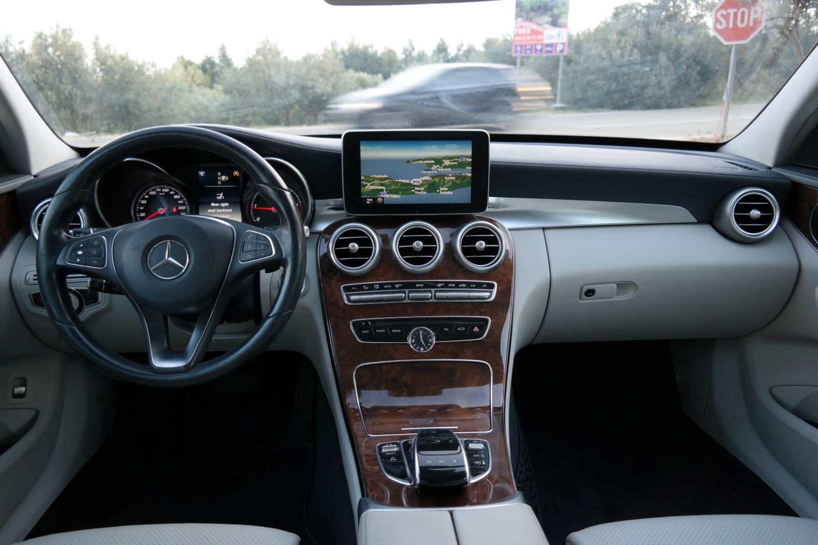 Mercedes-Benz C 220 CDI automat navigacija,koža,ksenon,servisna knjiga, fotografija 13