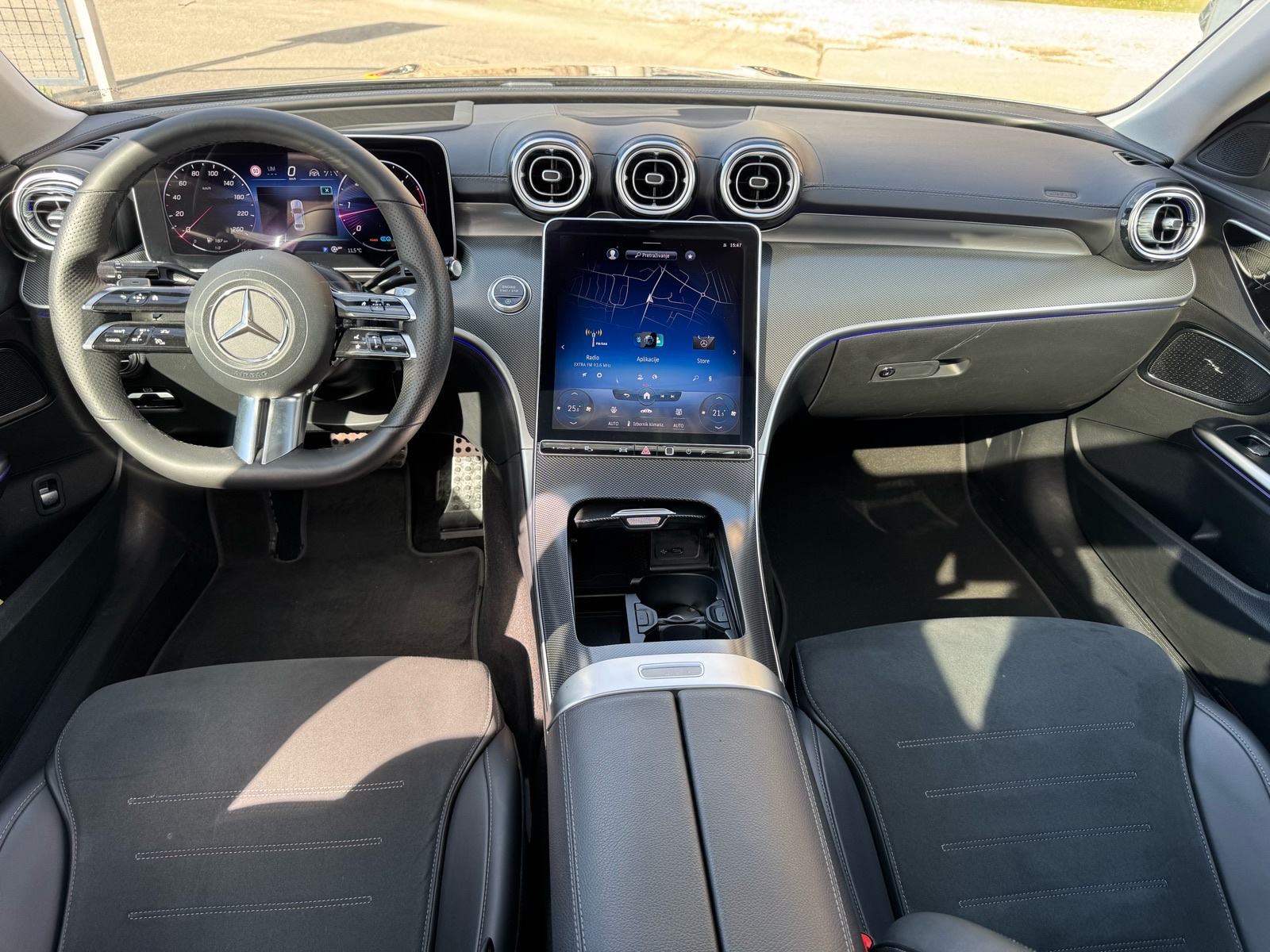 Mercedes-Benz C 220d AMG Nightpaket **PANORAMA**FULL**, fotografija 7