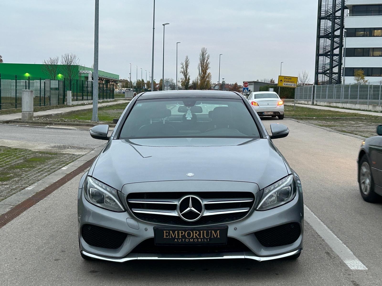 Mercedes-Benz C-klasa 180 AMG automatik, fotografija 8