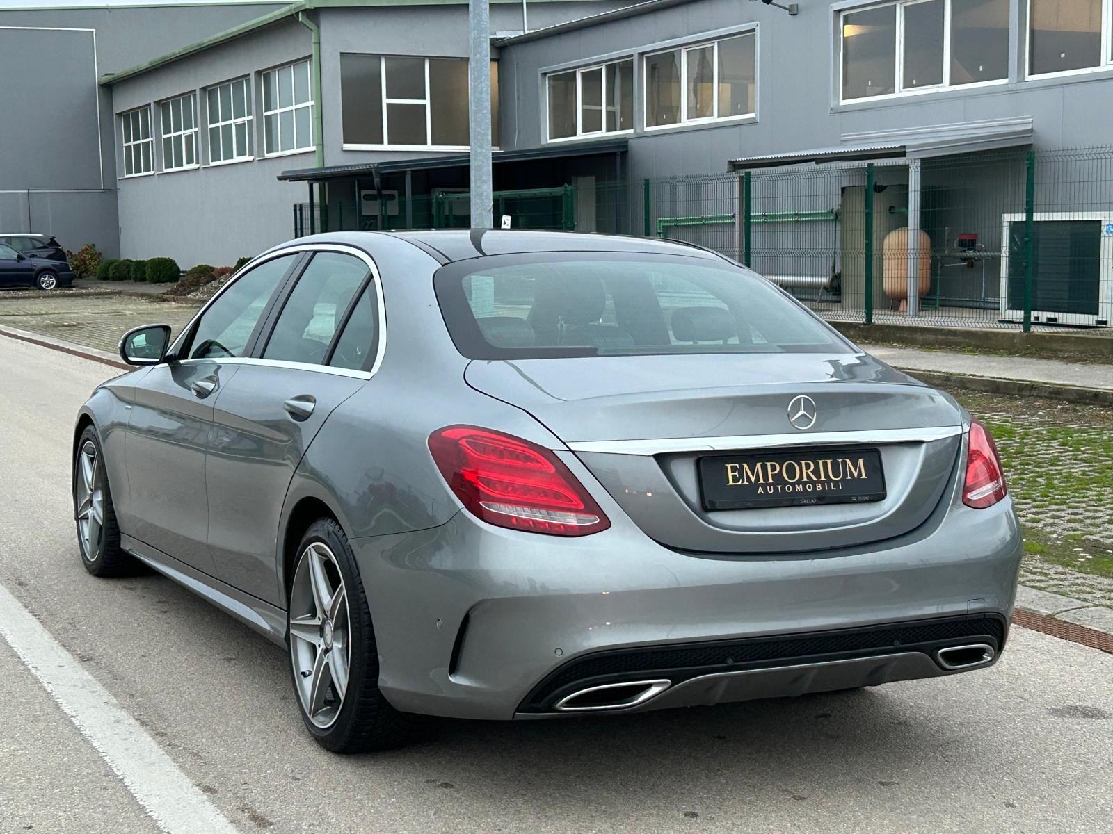 Mercedes-Benz C-klasa 180 AMG automatik, fotografija 6