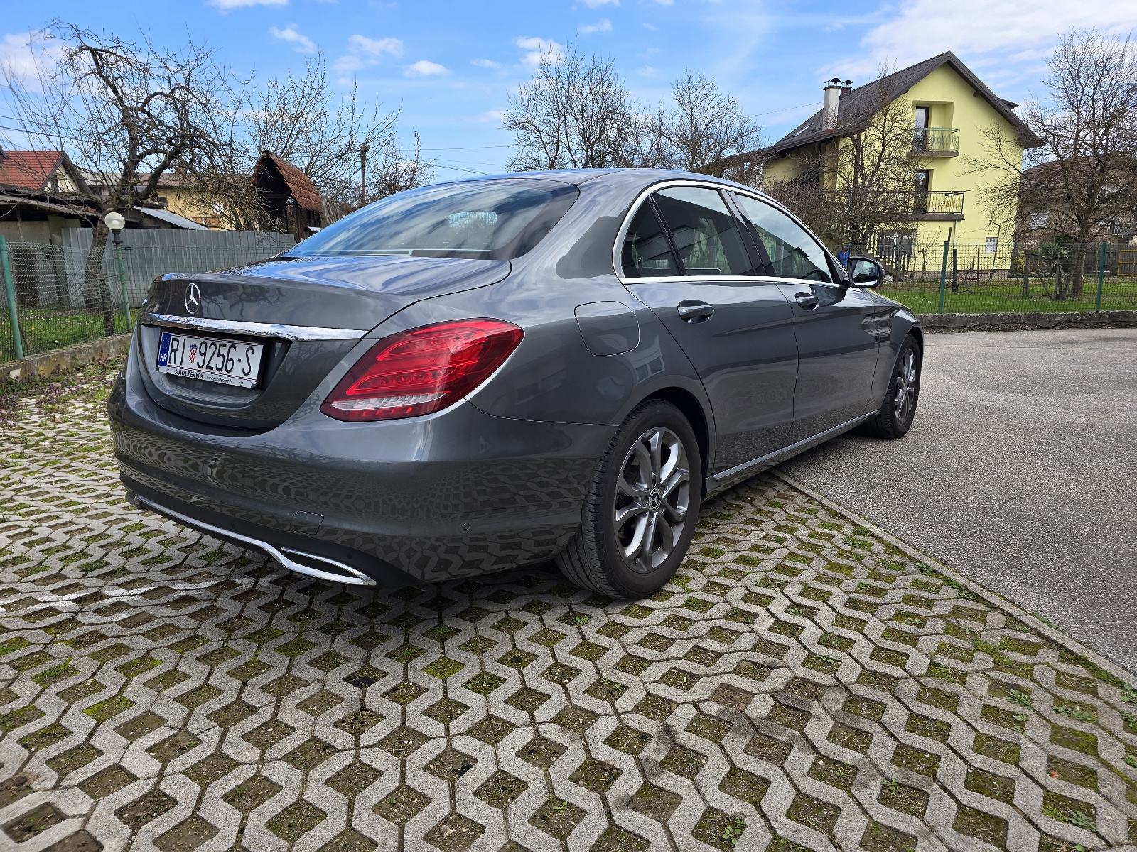 Mercedes-Benz C-klasa 180 automatik, fotografija 3