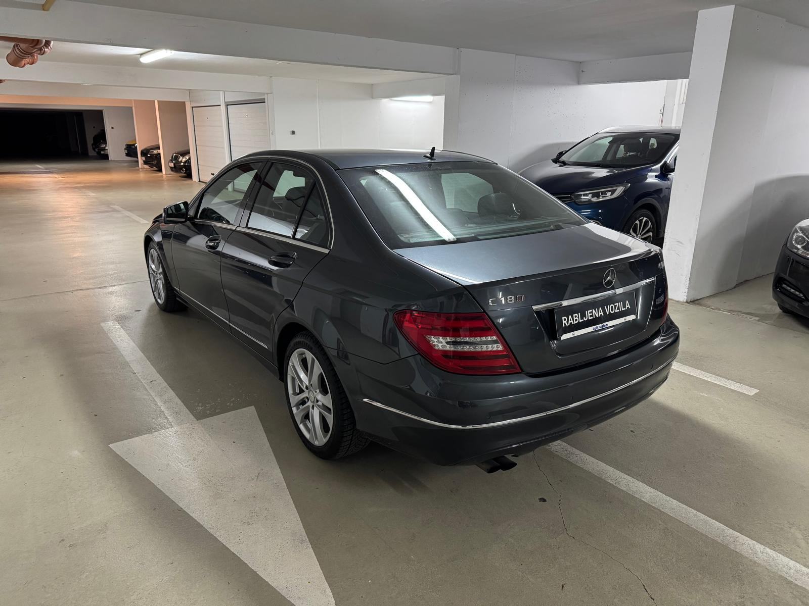 Mercedes-Benz C-klasa 180CDI**KLIMA*NAVIGACIJA**ALU**KREDIT-KARTICE**, fotografija 7