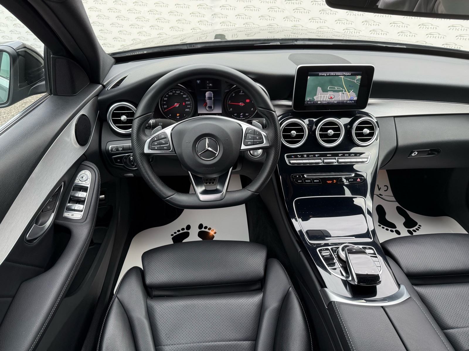 Mercedes-Benz C-klasa 180 d AMG REG 10/26 | ALU 18 | KOŽA | kamera, fotografija 11