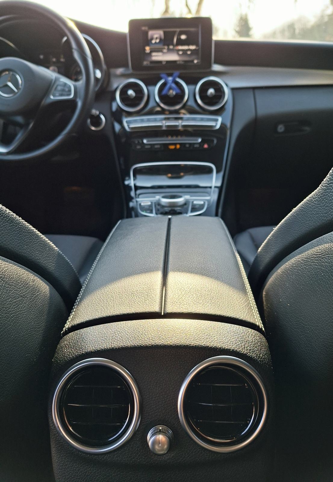 Mercedes-Benz C-klasa 180 d AMG automatik, fotografija 10