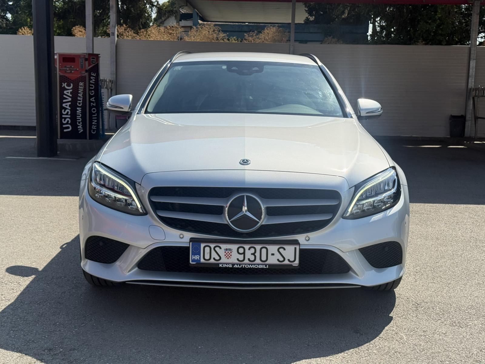 Mercedes-Benz C-klasa 180 d Navigacija, Ambient light, fotografija 3