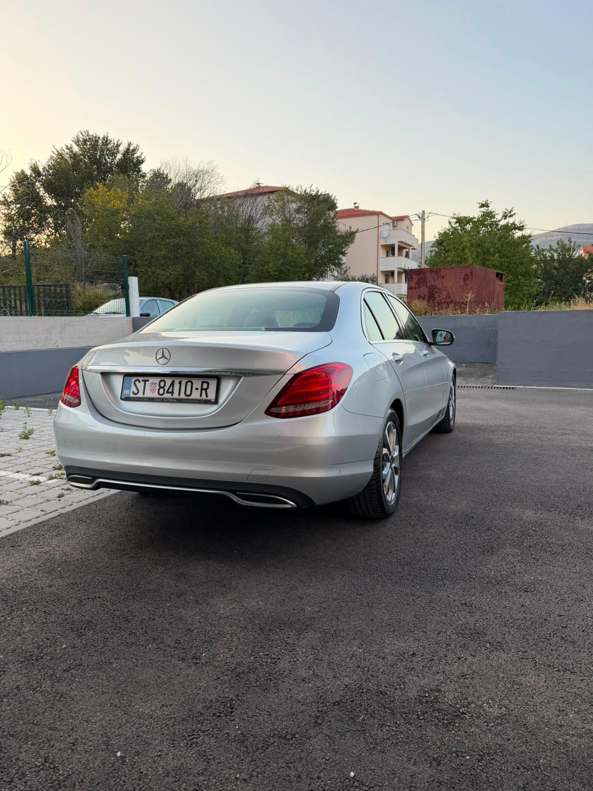 Mercedes-Benz C-klasa 180 d, fotografija 4
