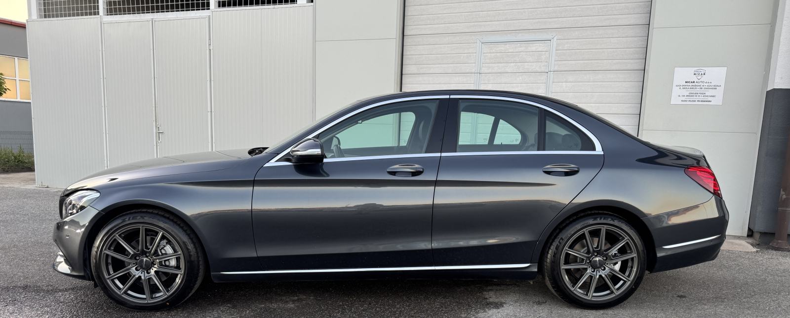 MERCEDES-BENZ C-KLASA 2.2 CDI ILS LED FAROVI/KAMERA/NAVIGACIJA, fotografija 8