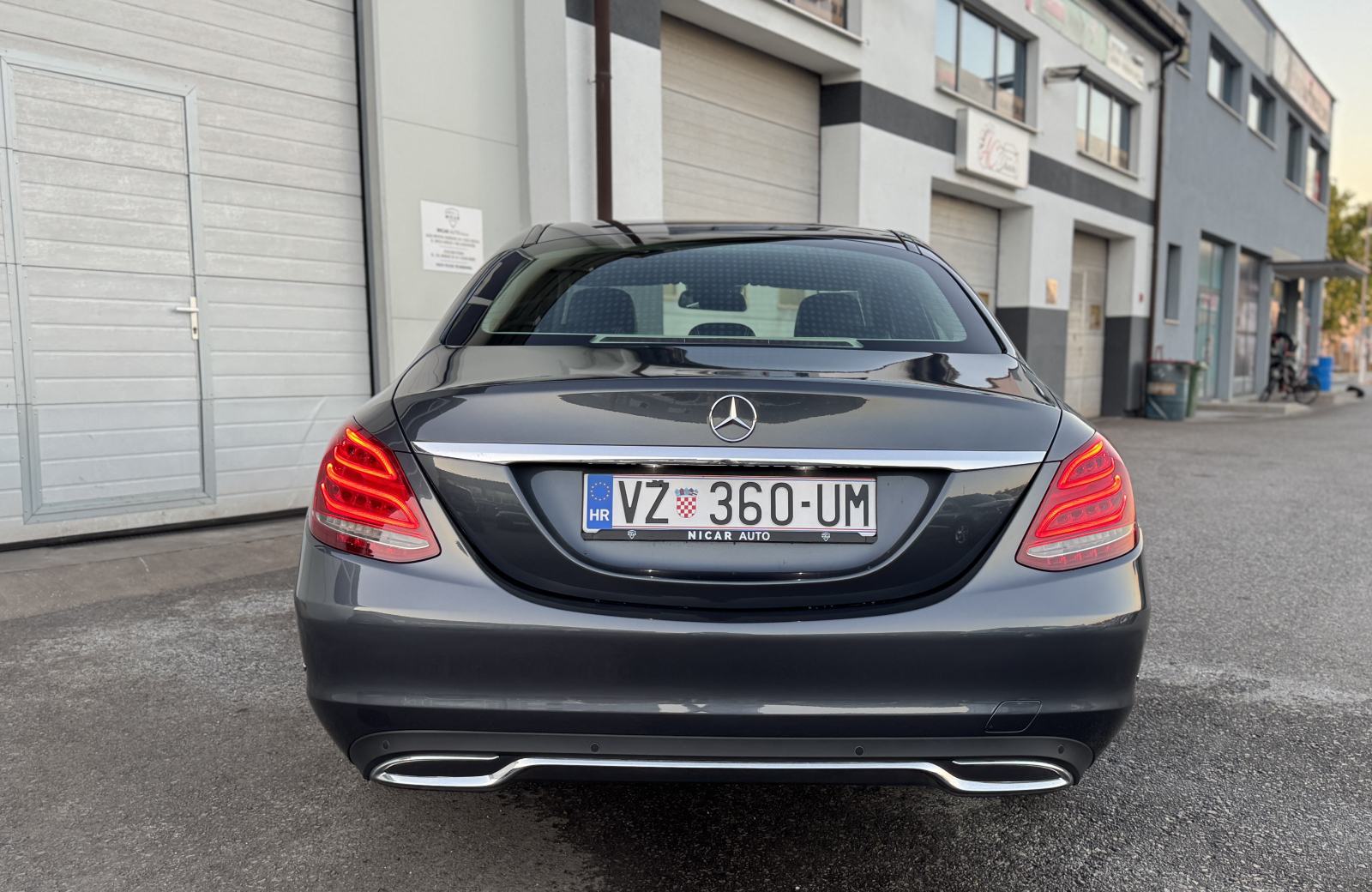 MERCEDES-BENZ C-KLASA 2.2 CDI ILS LED FAROVI/KAMERA/NAVIGACIJA, fotografija 6
